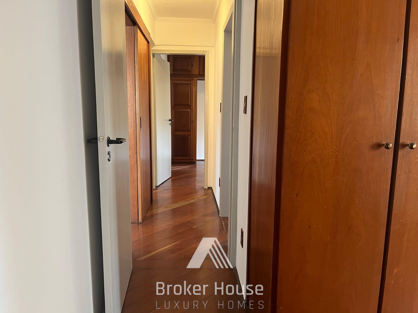 Apartamento à venda com 3 quartos, 90m² - Foto 5