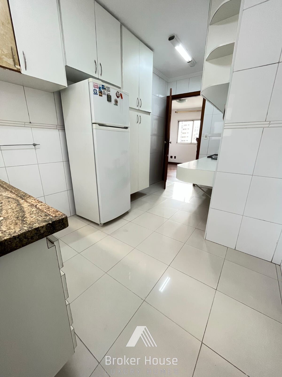 Apartamento à venda com 3 quartos, 90m² - Foto 17