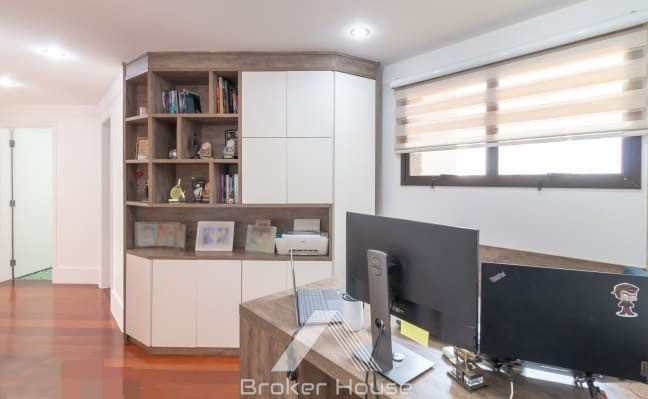 Apartamento à venda com 3 quartos, 172m² - Foto 11