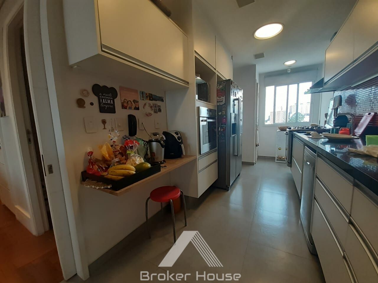 Apartamento à venda com 3 quartos, 134m² - Foto 31