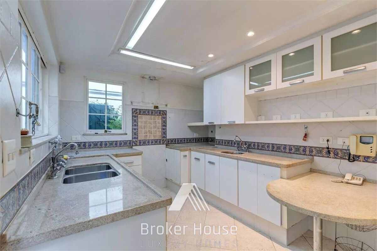 Casa, 3 quartos, 261 m² - Foto 14