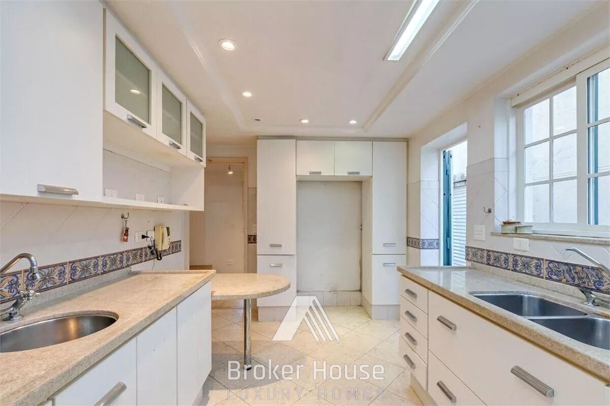 Casa, 3 quartos, 261 m² - Foto 15