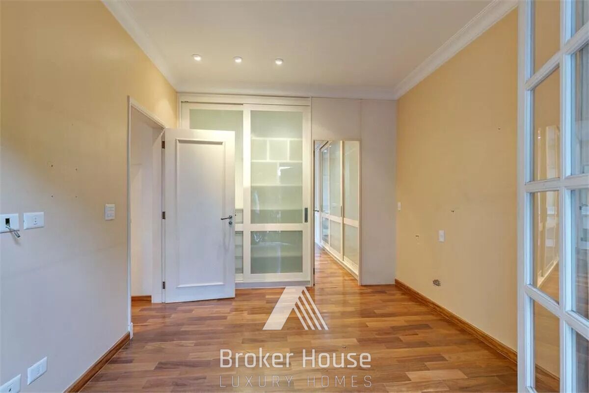 Casa, 3 quartos, 261 m² - Foto 25