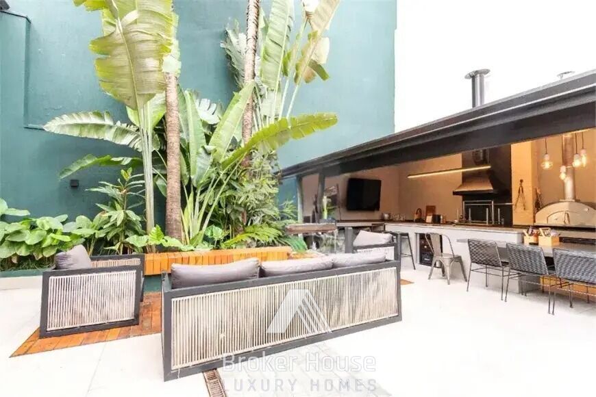 Casa para alugar com 4 quartos, 350m² - Foto 2