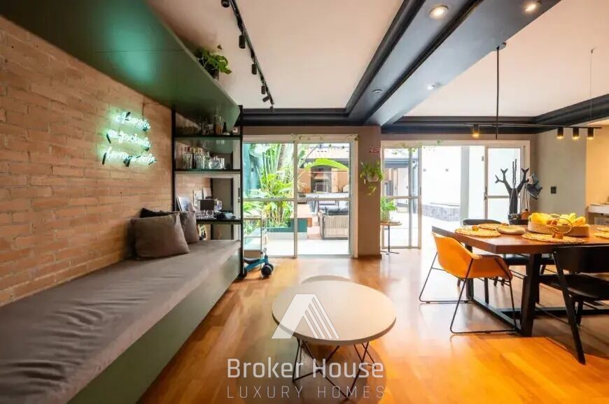 Casa para alugar com 4 quartos, 350m² - Foto 9