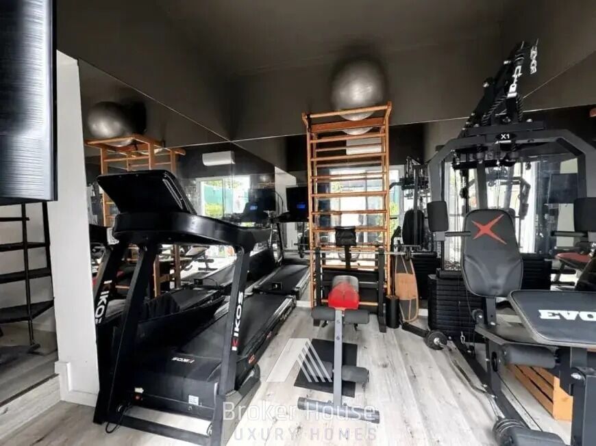 Casa para alugar com 4 quartos, 350m² - Foto 36