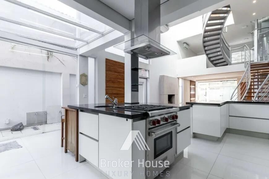 Casa, 3 quartos, 300 m² - Foto 9