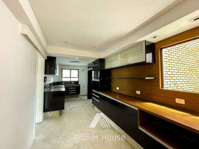 Apartamento à venda com 4 quartos, 276m² - Foto 8