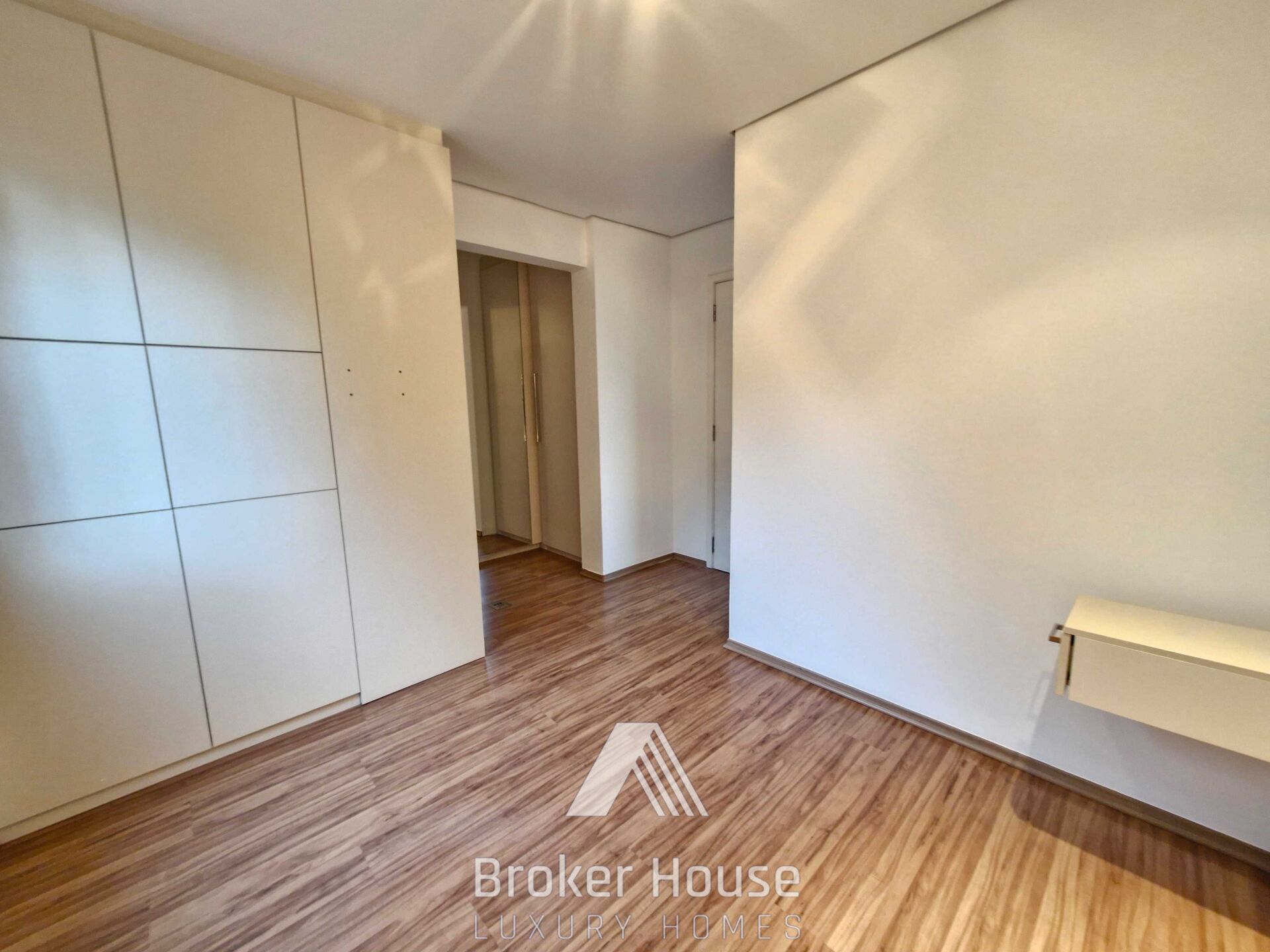 Apartamento à venda com 2 quartos, 82m² - Foto 13