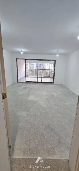 Apartamento à venda com 2 quartos, 110m² - Foto 3