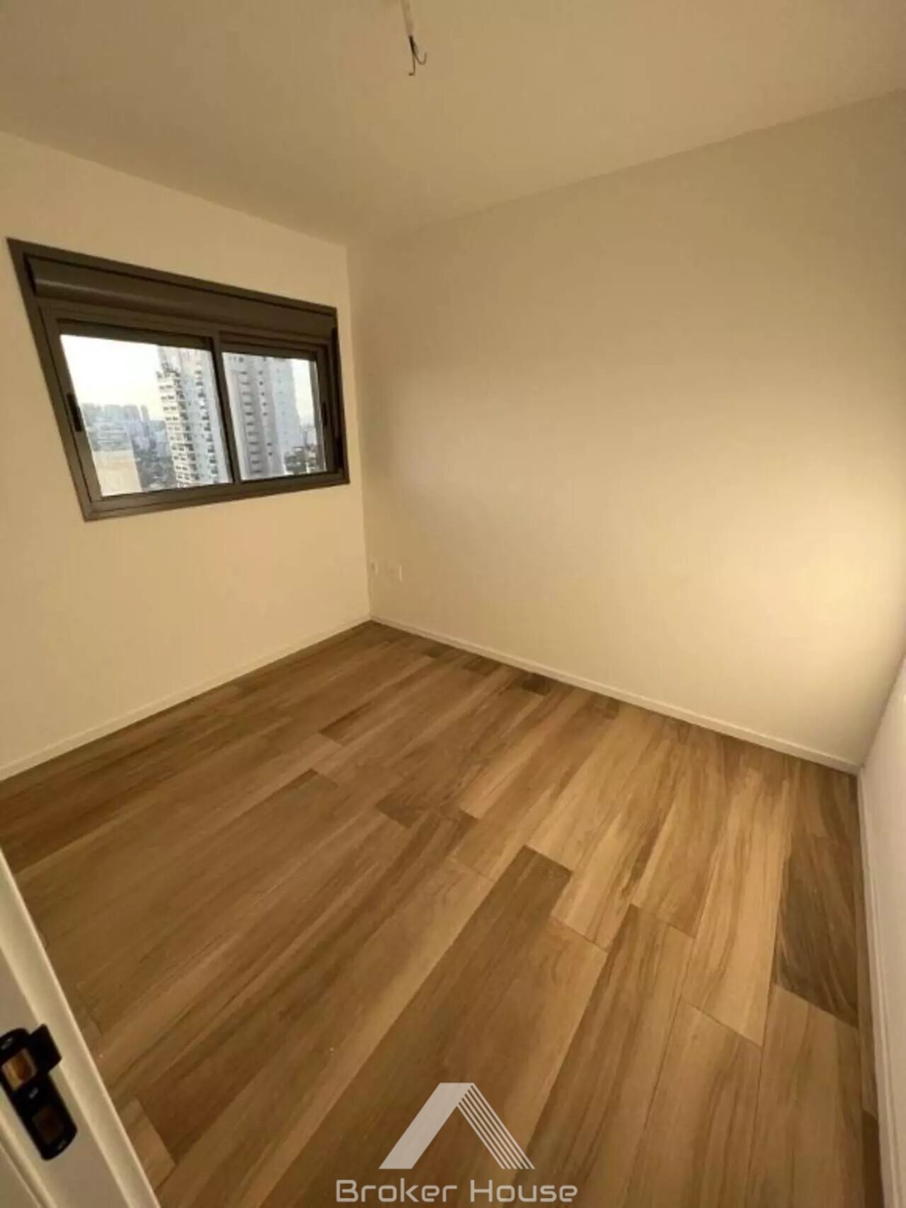 Apartamento à venda com 3 quartos, 143m² - Foto 13