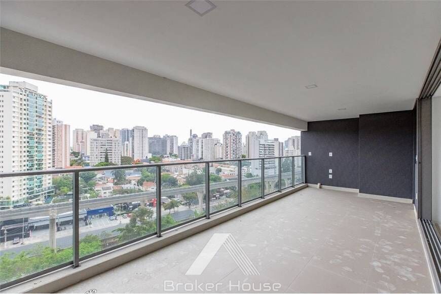 Apartamento à venda com 3 quartos, 143m² - Foto 2