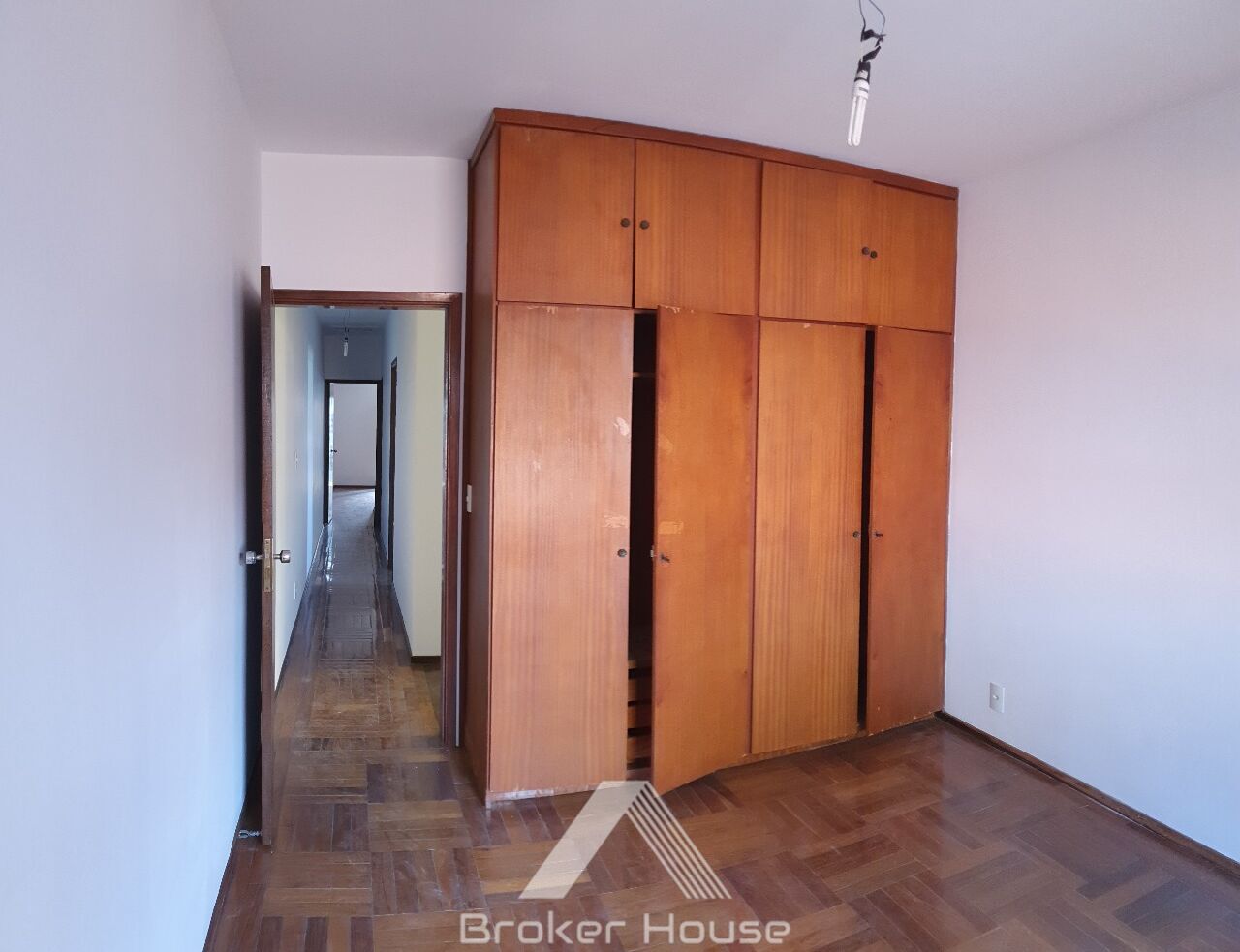 Casa à venda com 3 quartos, 178m² - Foto 14