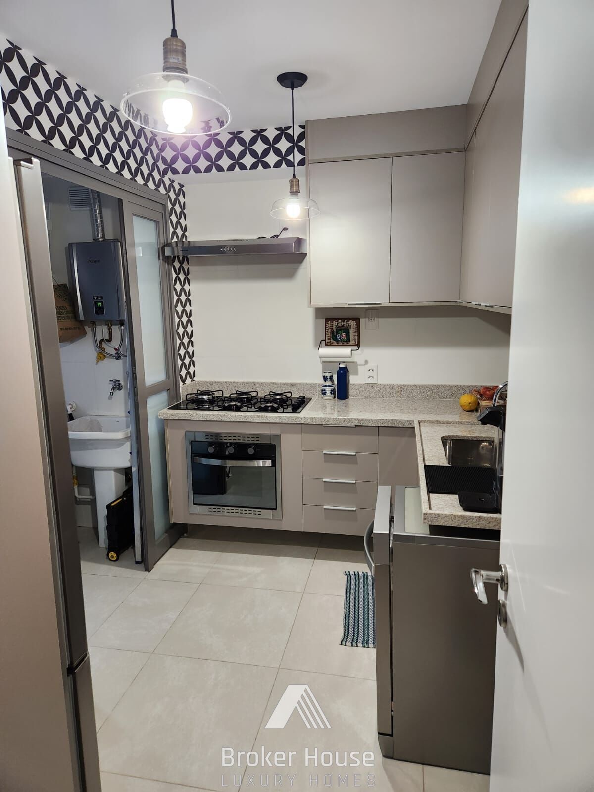 Apartamento à venda com 3 quartos, 113m² - Foto 12