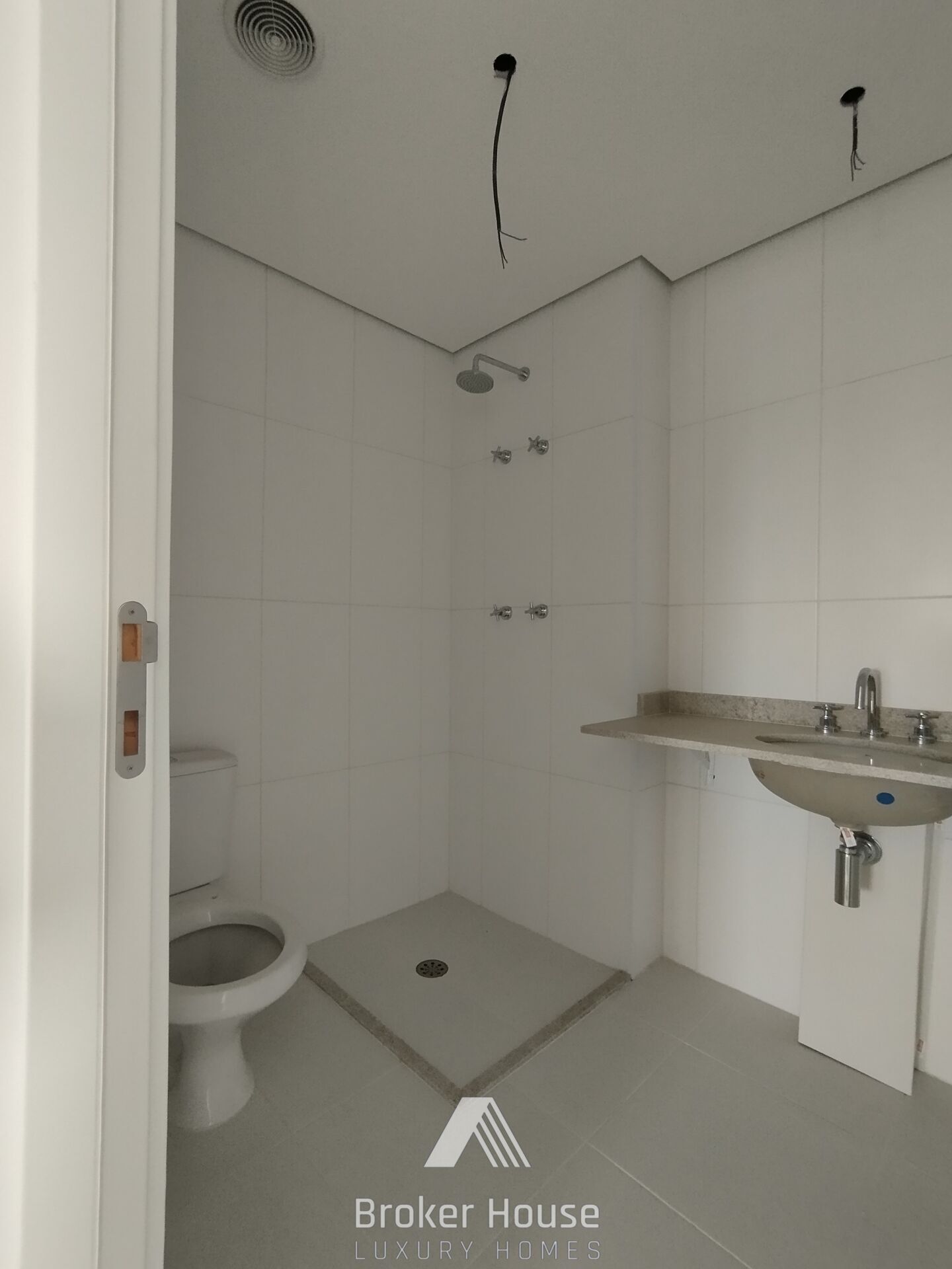 Apartamento à venda com 2 quartos, 98m² - Foto 11