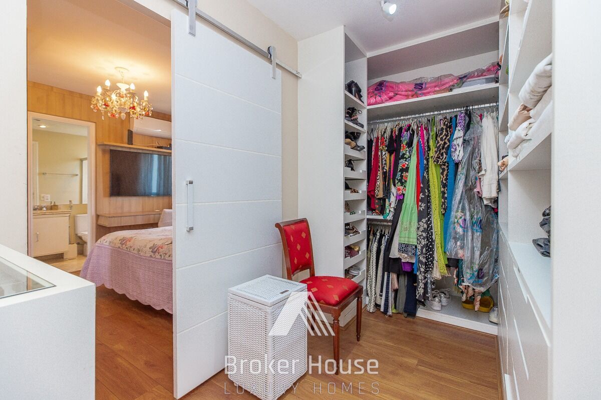 Apartamento à venda com 3 quartos, 251m² - Foto 28