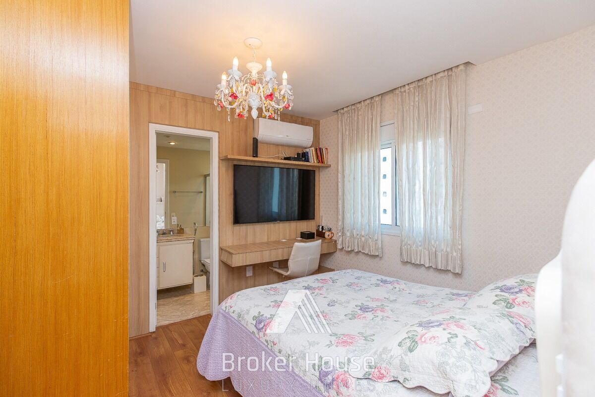 Apartamento à venda com 3 quartos, 251m² - Foto 26