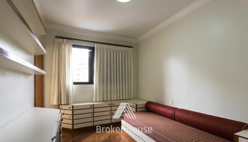 Apartamento à venda com 4 quartos, 250m² - Foto 30