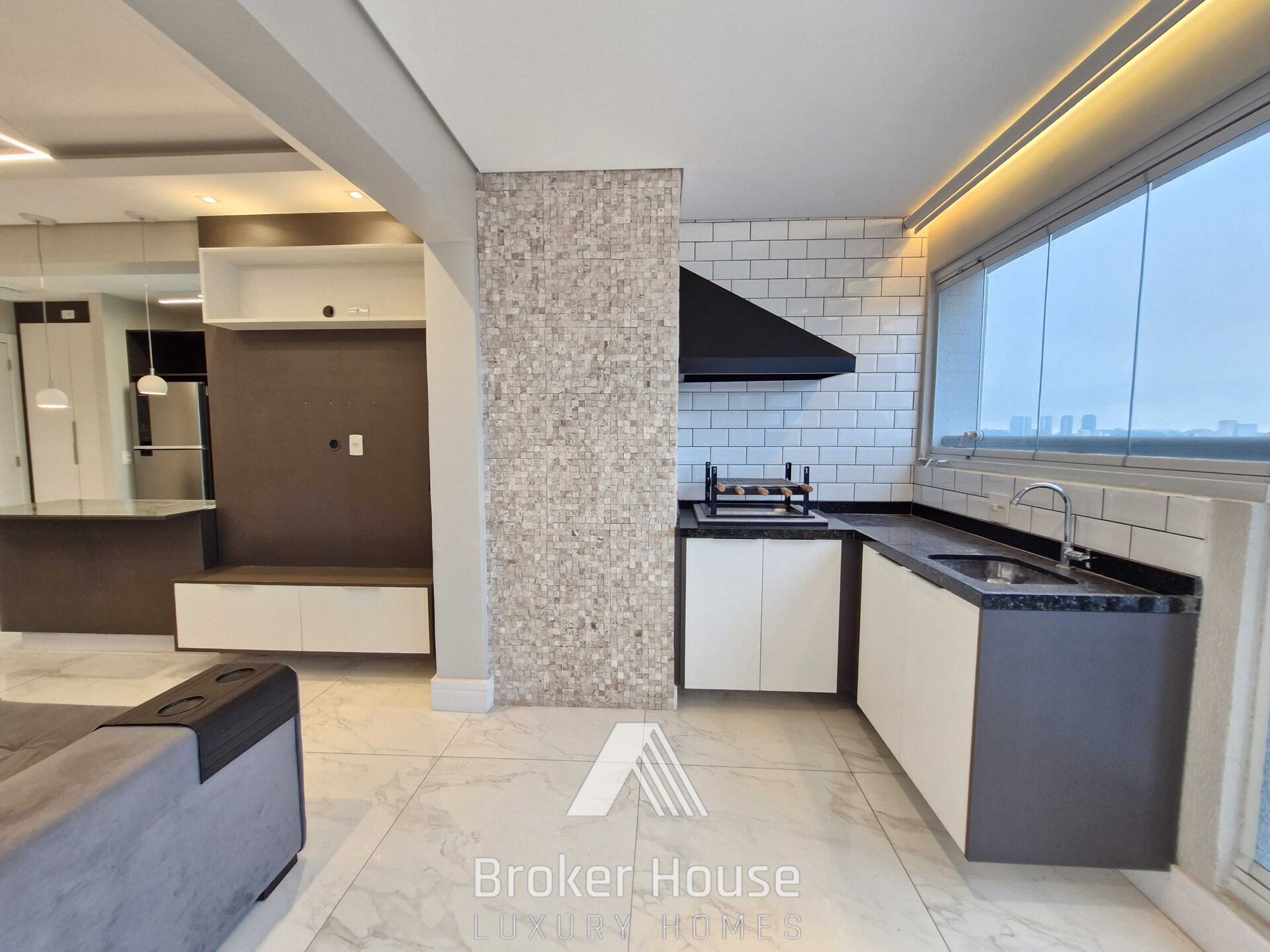 Apartamento para alugar com 2 quartos, 71m² - Foto 3