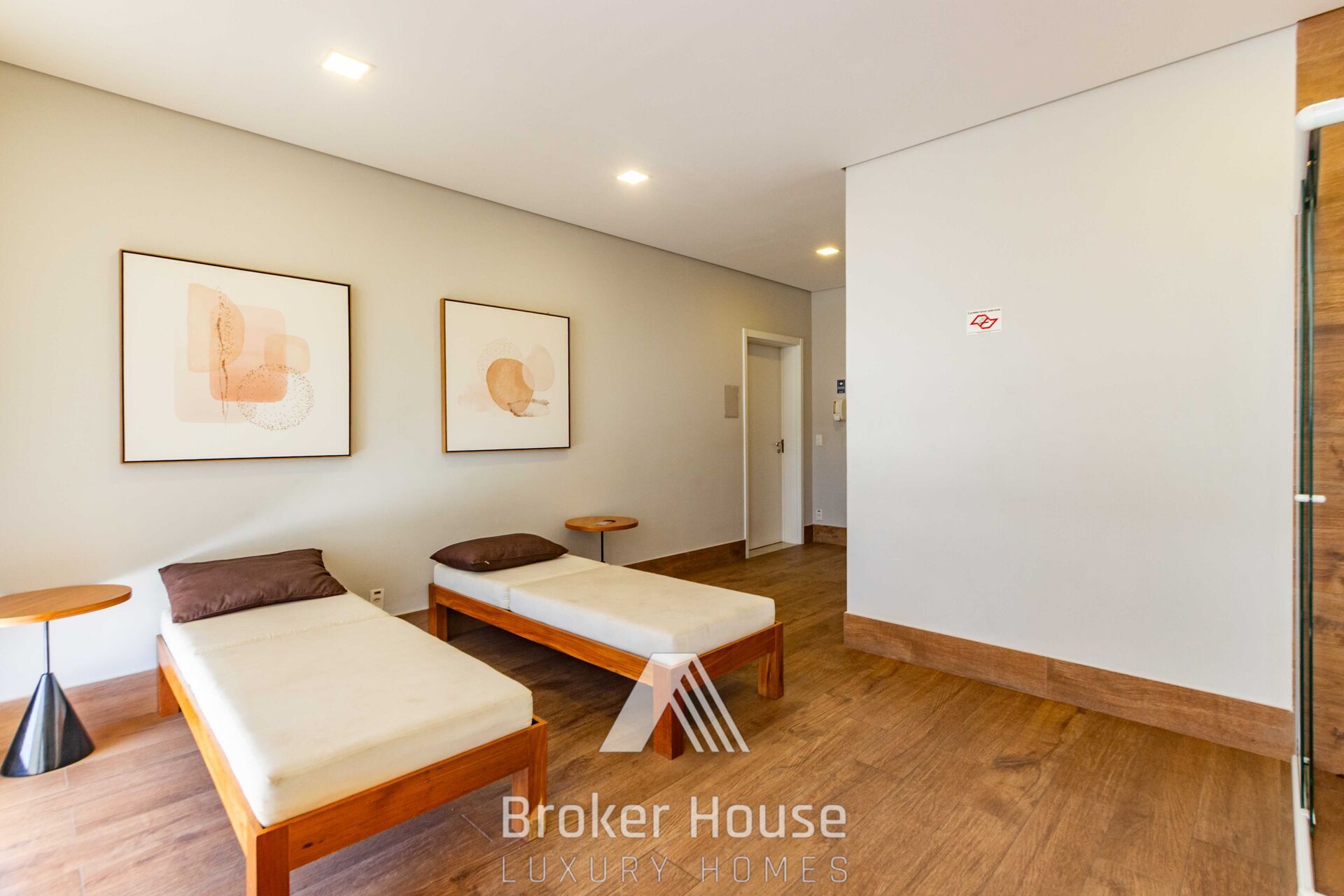 Apartamento para alugar com 2 quartos, 71m² - Foto 33
