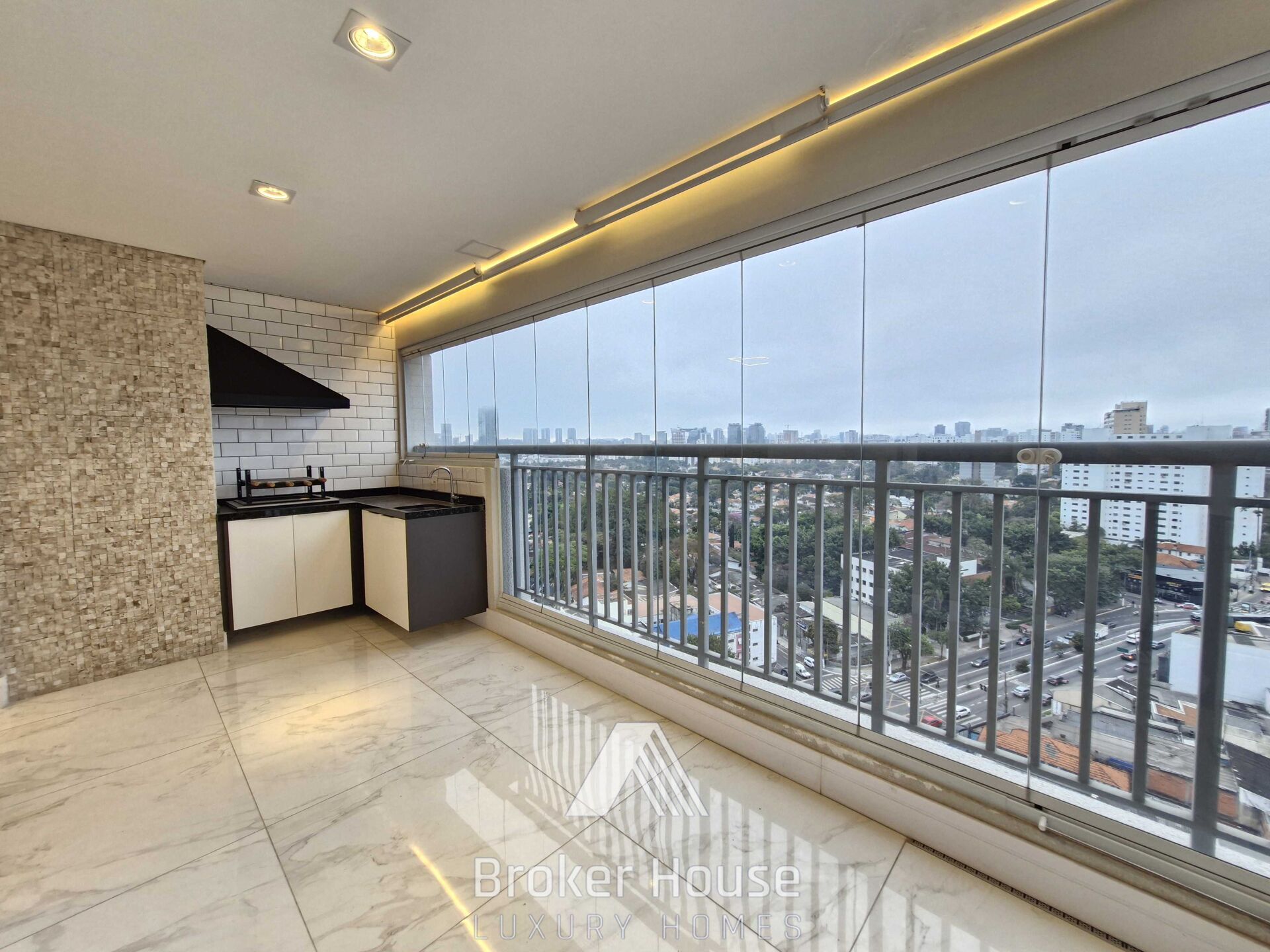 Apartamento para alugar com 2 quartos, 71m² - Foto 1
