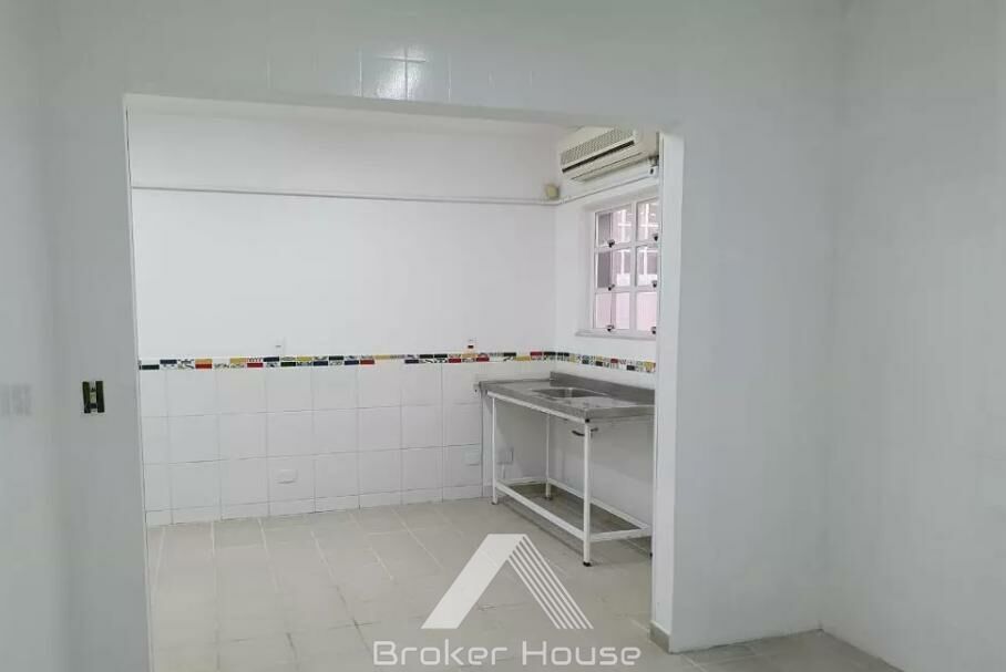 Casa à venda com 3 quartos, 160m² - Foto 18