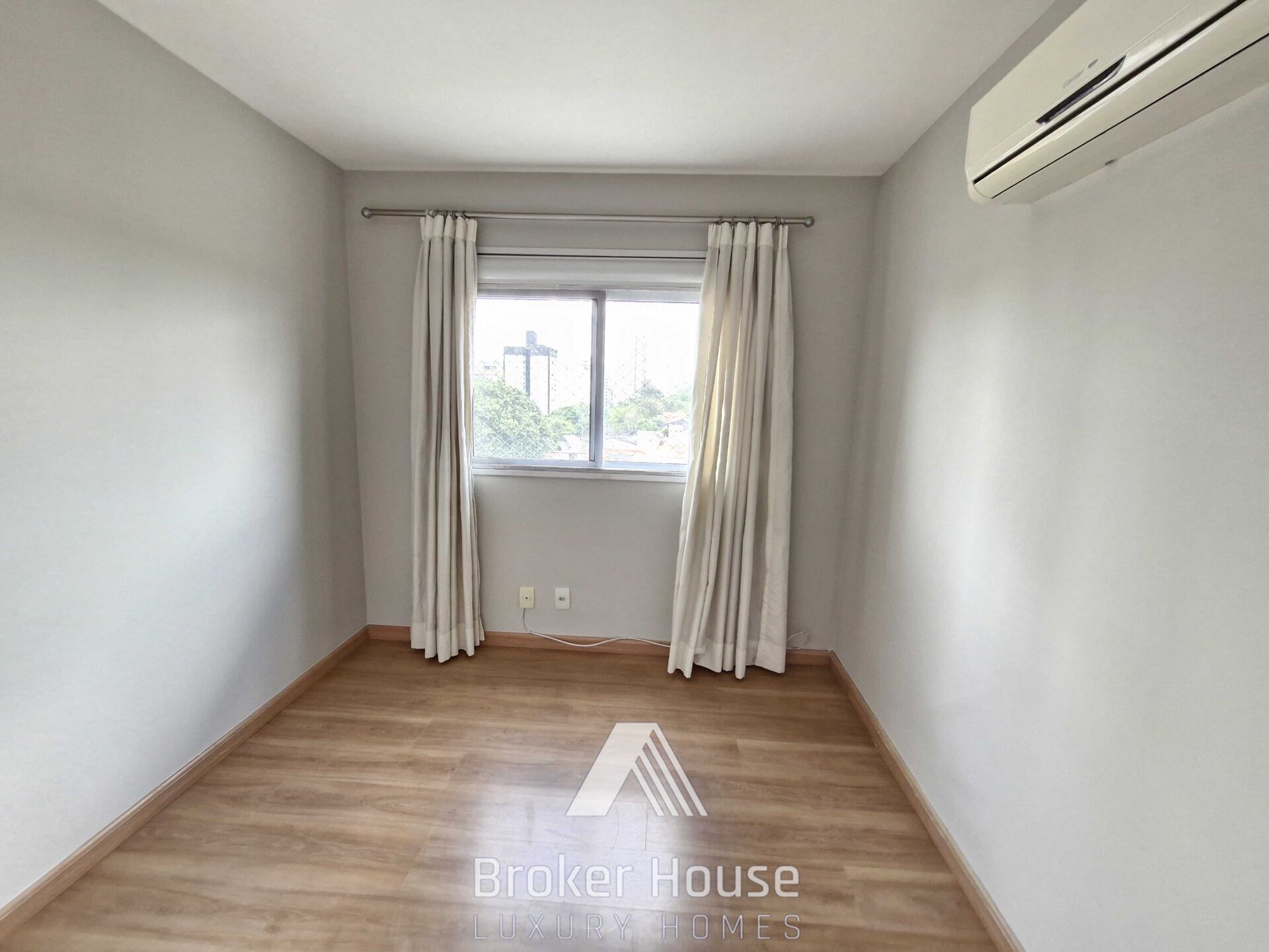 Apartamento à venda com 3 quartos, 185m² - Foto 27