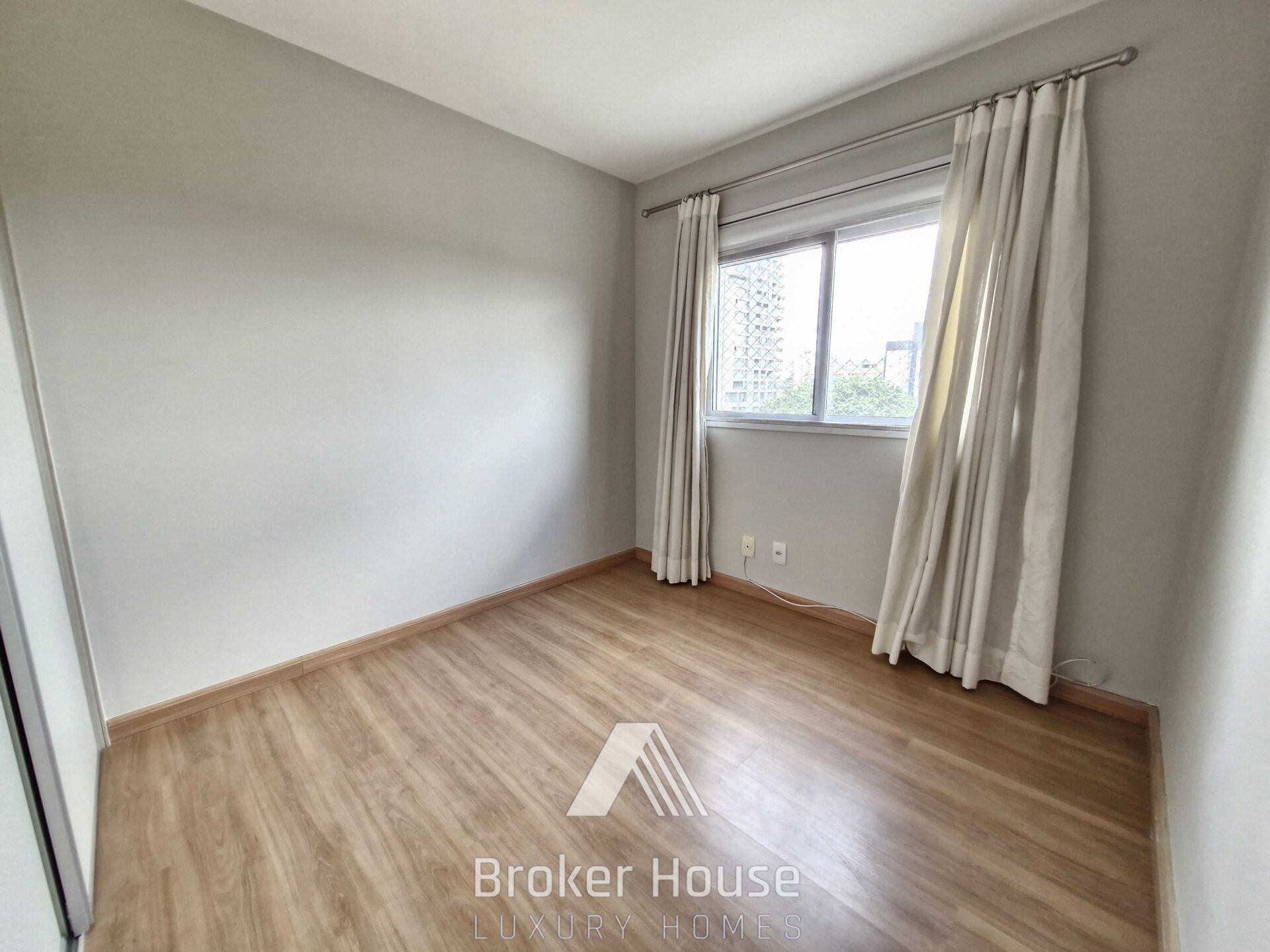 Apartamento à venda com 3 quartos, 185m² - Foto 24