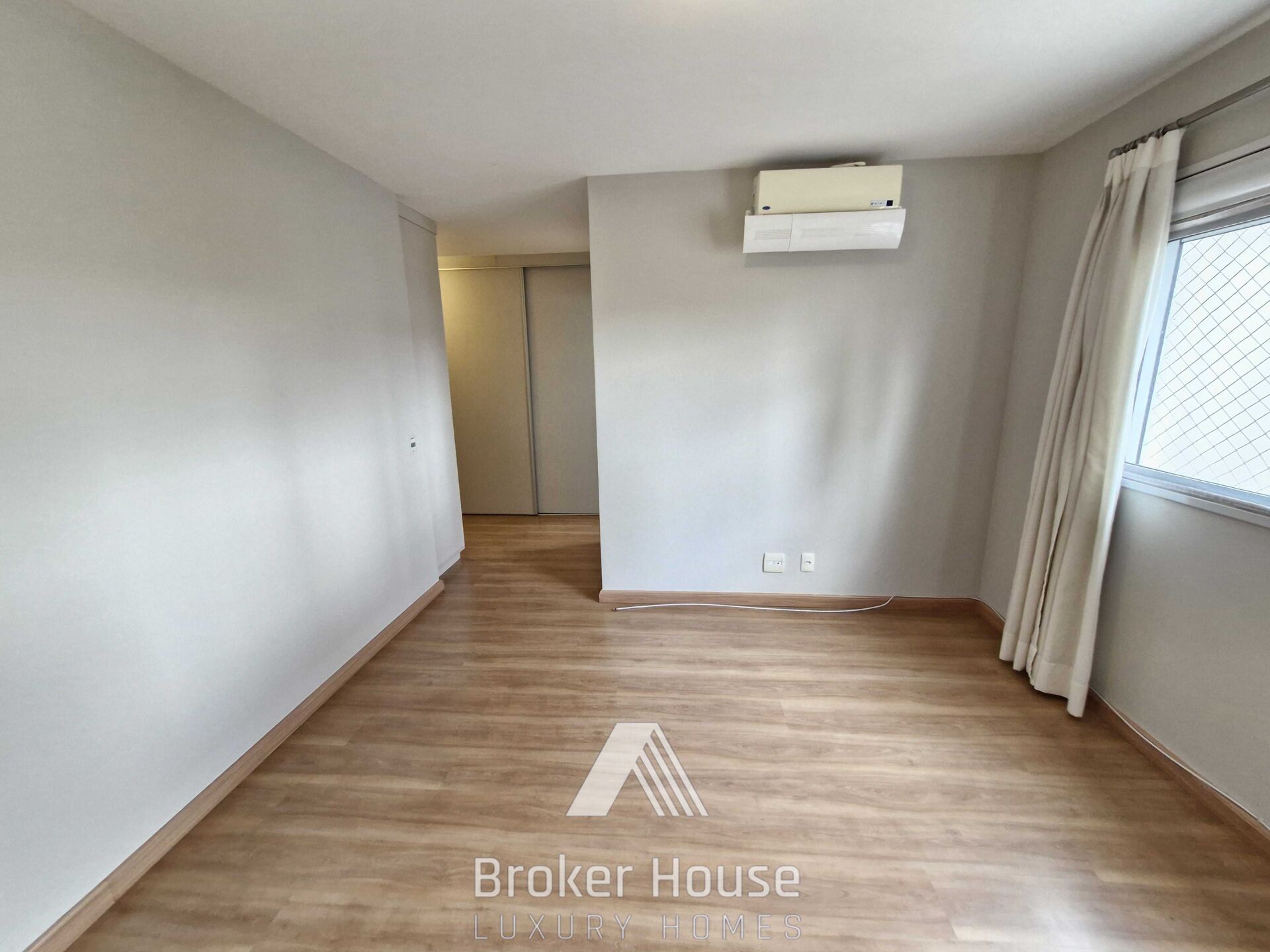 Apartamento à venda com 3 quartos, 185m² - Foto 21