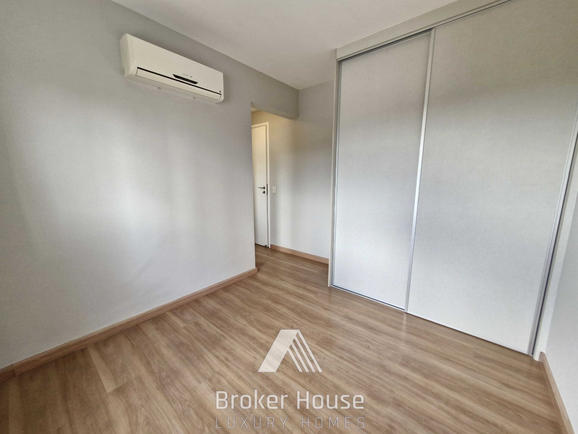 Apartamento à venda com 3 quartos, 185m² - Foto 26