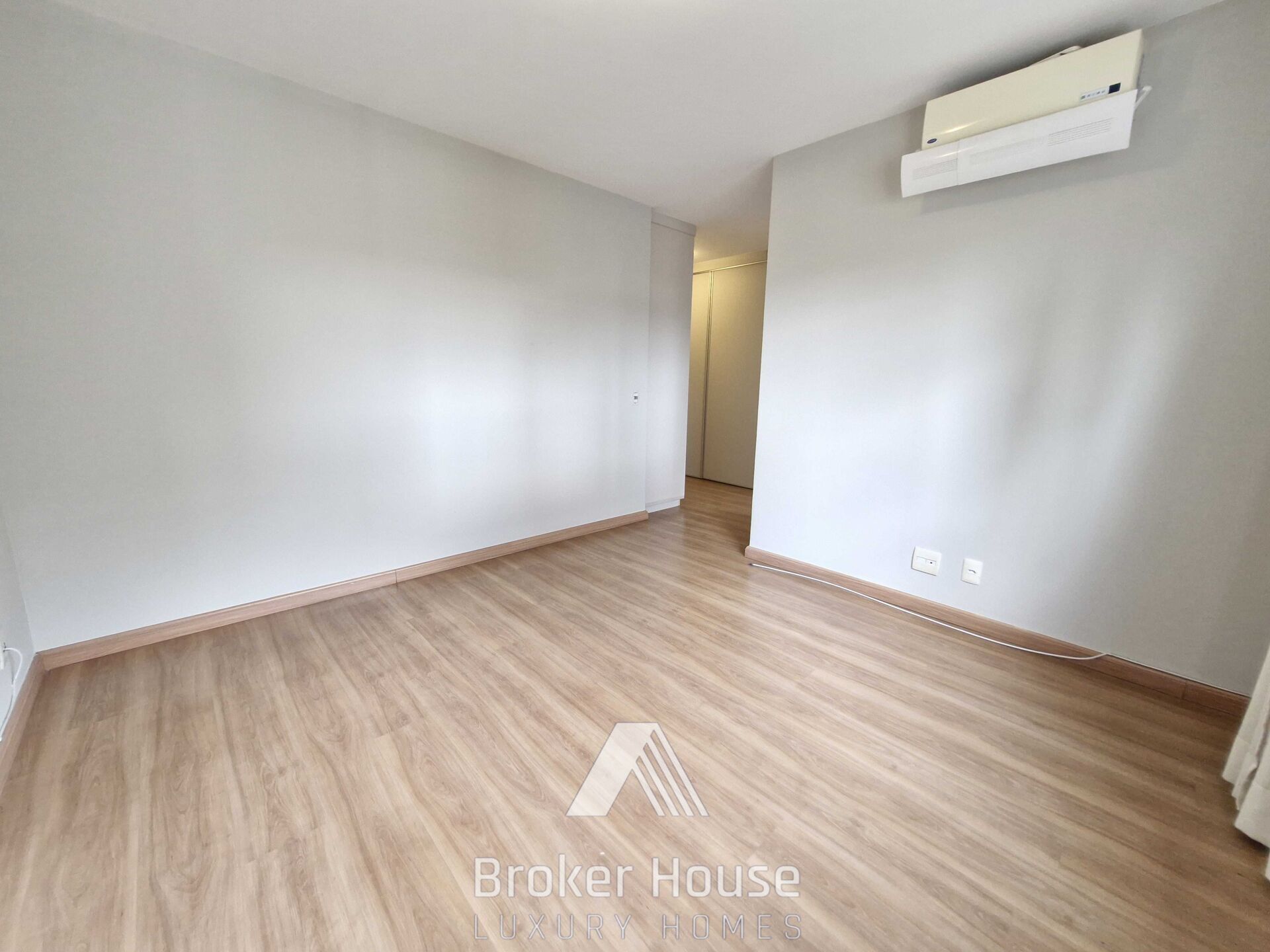 Apartamento à venda com 3 quartos, 185m² - Foto 20