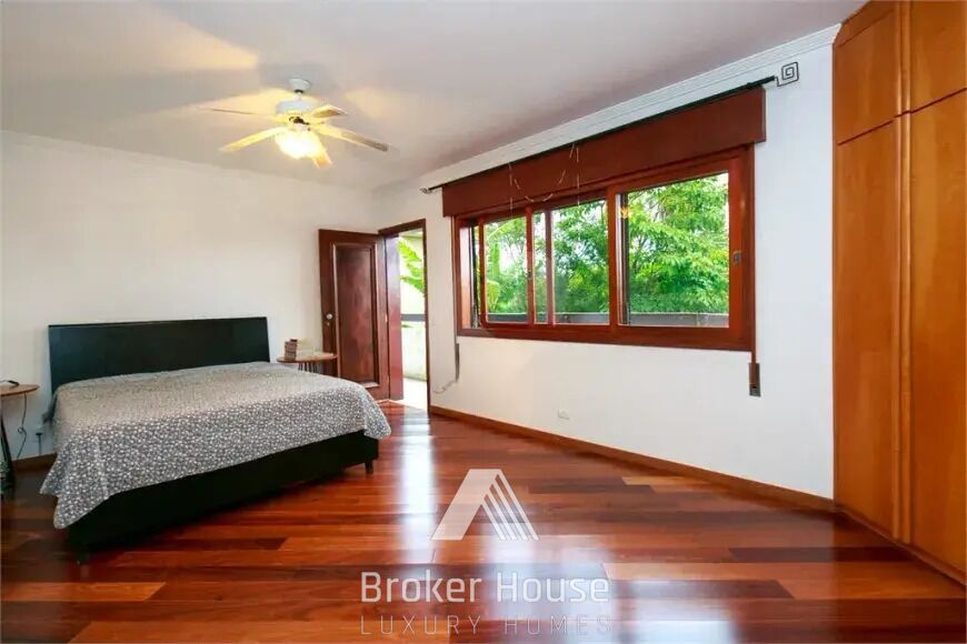 Casa à venda com 4 quartos, 578m² - Foto 25
