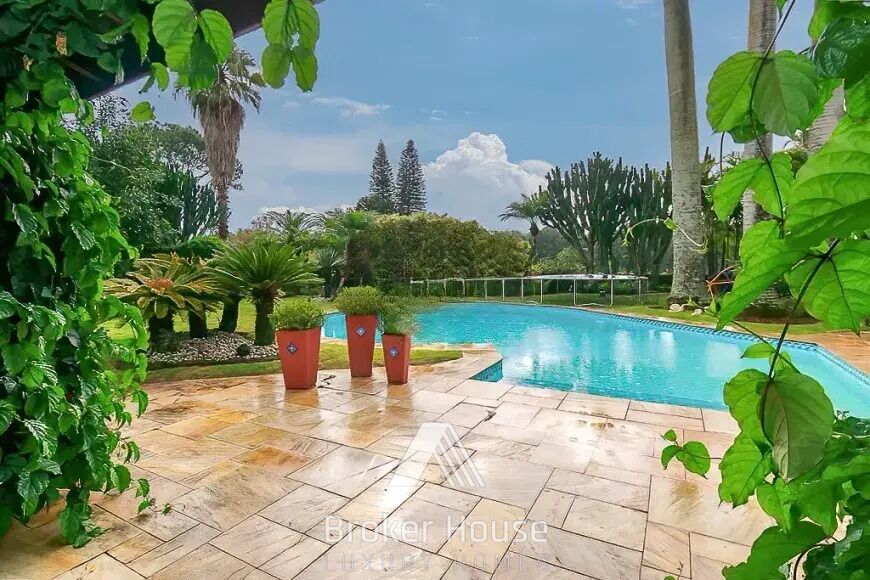 Casa à venda com 4 quartos, 578m² - Foto 7