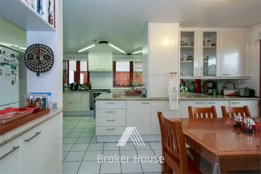 Casa à venda com 4 quartos, 578m² - Foto 16