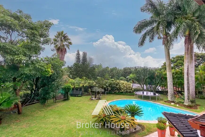 Casa à venda com 4 quartos, 578m² - Foto 3