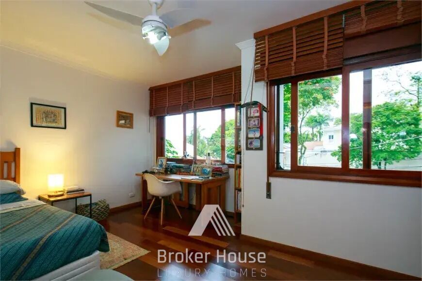 Casa à venda com 4 quartos, 578m² - Foto 29