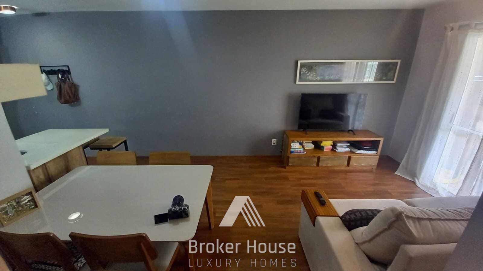 Apartamento à venda com 2 quartos, 75m² - Foto 2