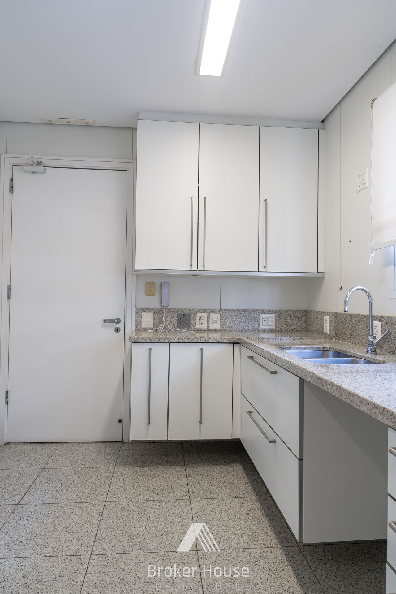 Apartamento para alugar com 5 quartos, 735m² - Foto 44