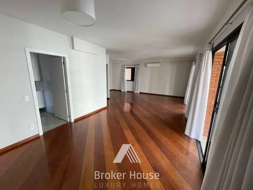 Apartamento à venda com 3 quartos, 167m² - Foto 1