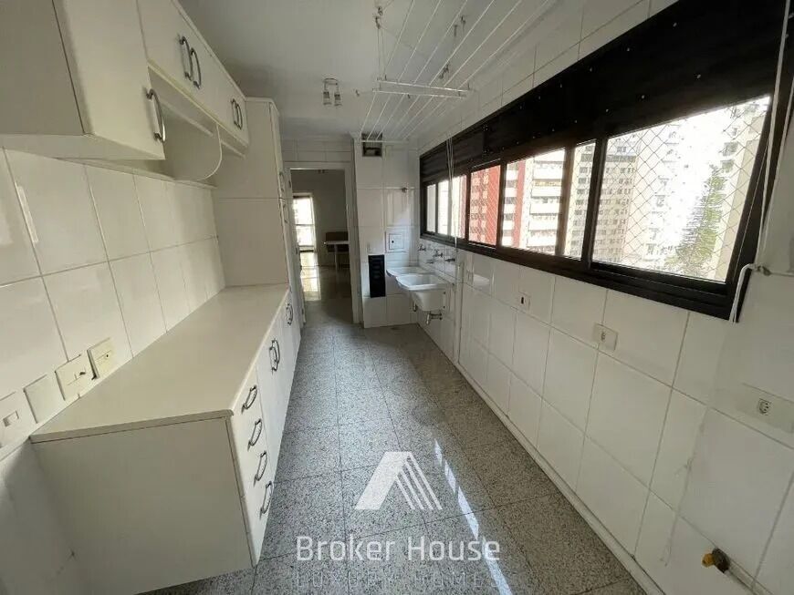 Apartamento à venda com 3 quartos, 167m² - Foto 21