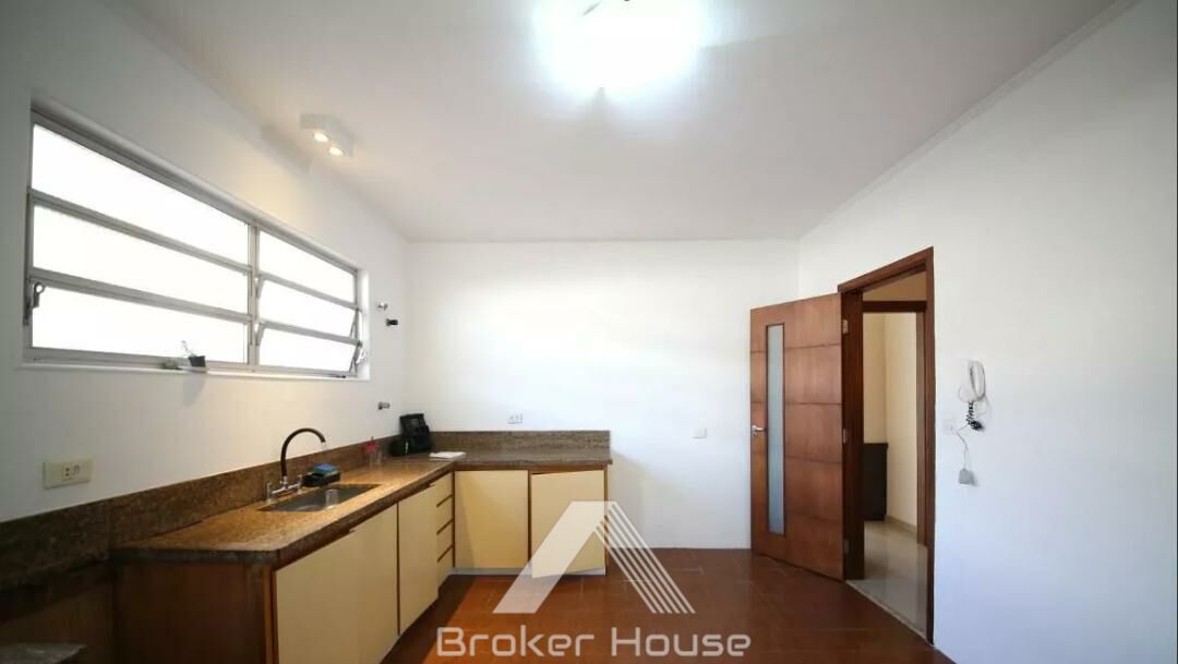 Casa à venda com 3 quartos, 230m² - Foto 25