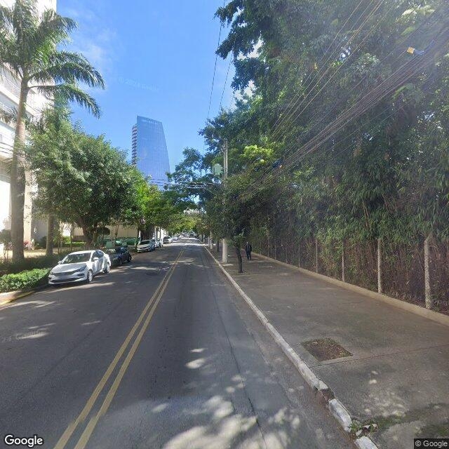 Imagem estática do "Street View" da localização