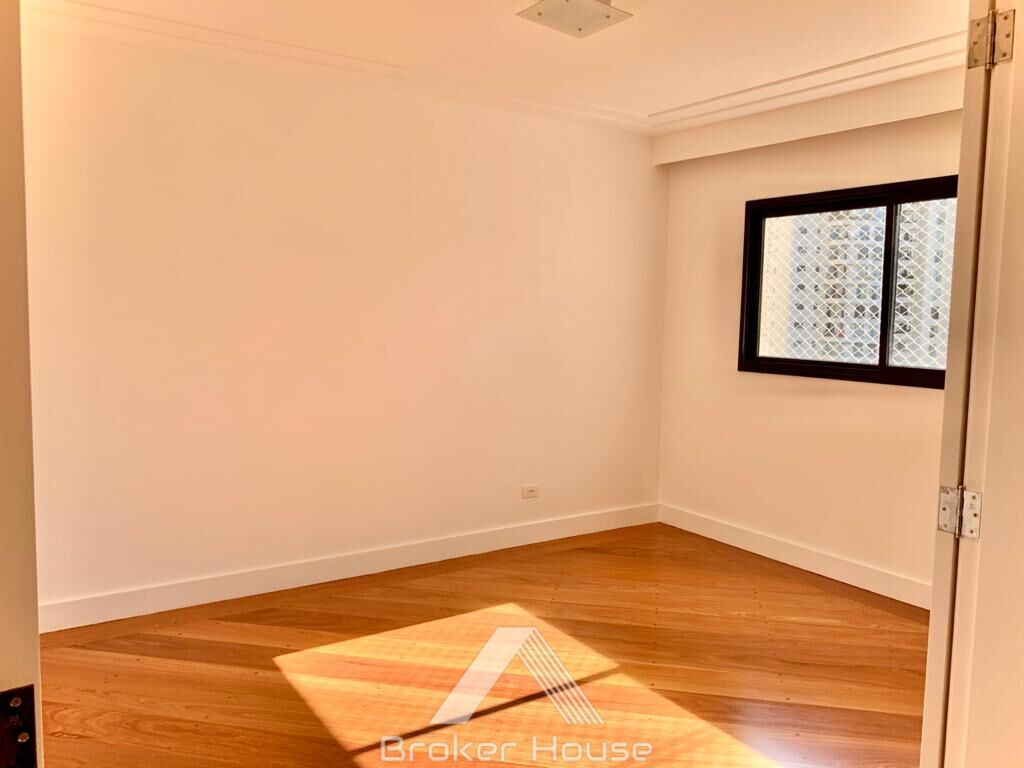 Apartamento à venda com 4 quartos, 370m² - Foto 9