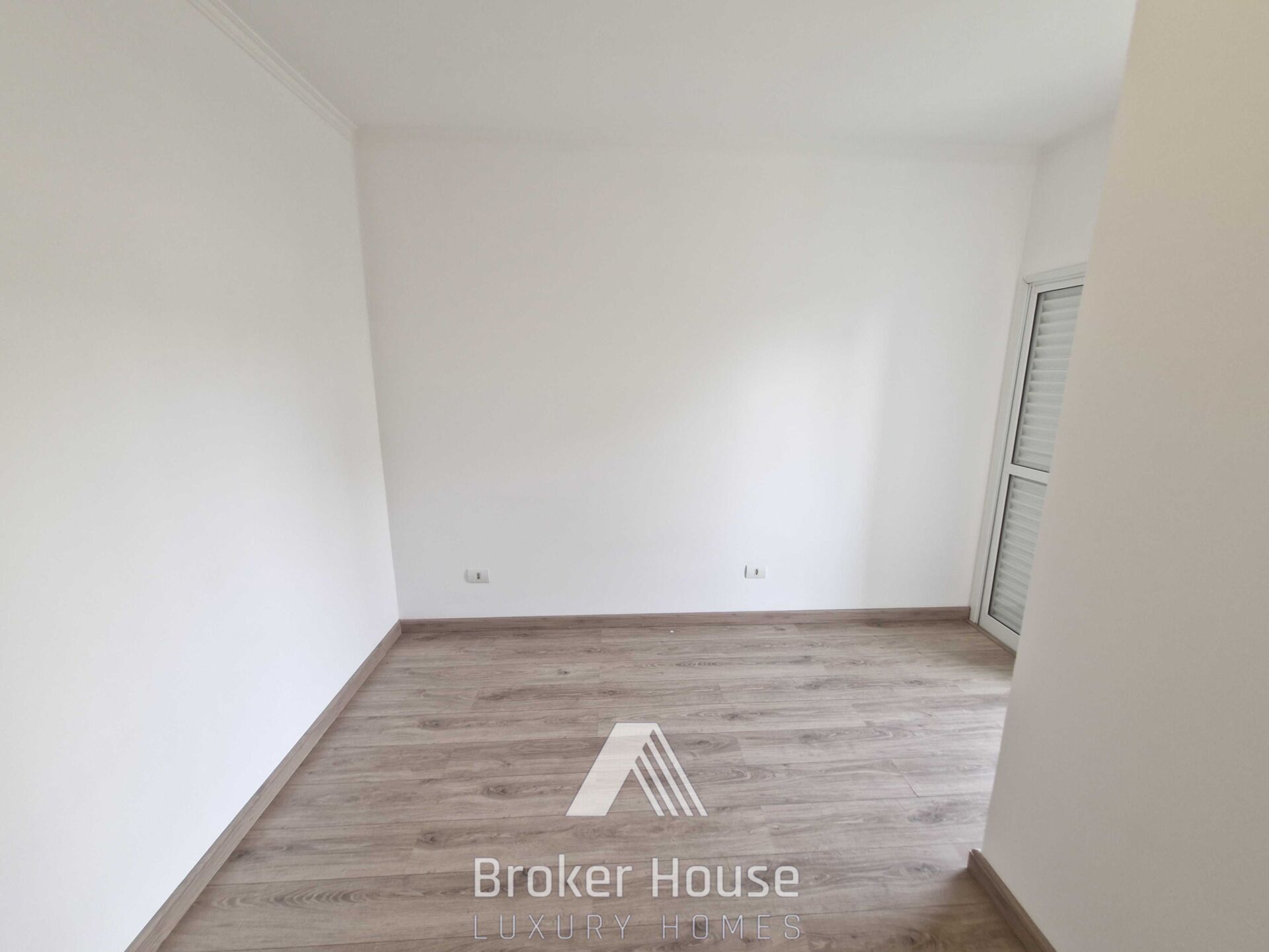 Casa à venda com 3 quartos, 96m² - Foto 14