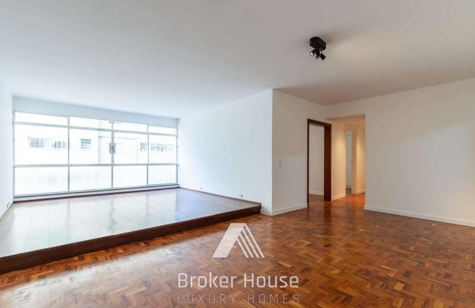 Apartamento à venda com 3 quartos, 139m² - Foto 1