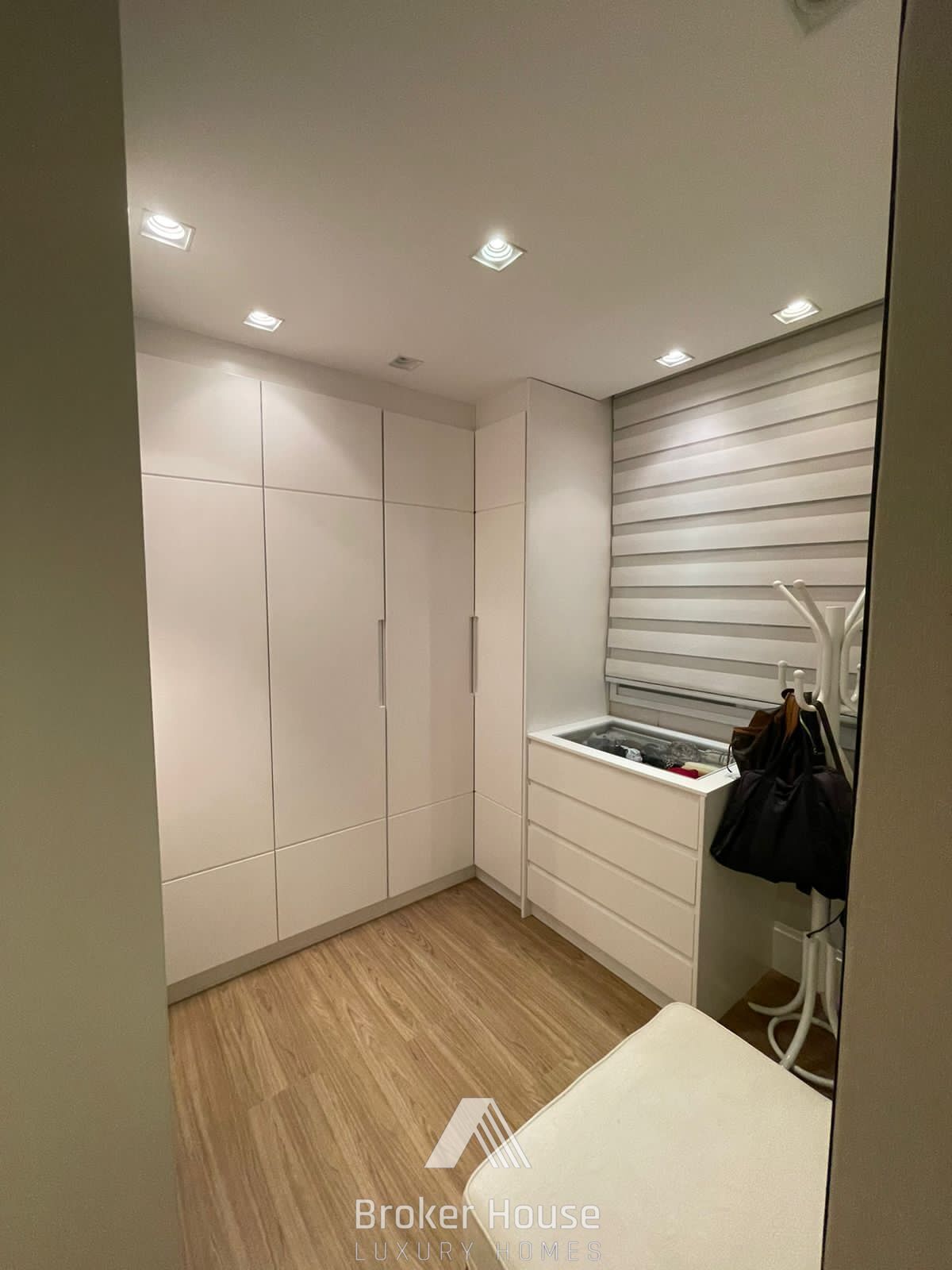 Apartamento à venda com 2 quartos, 138m² - Foto 12