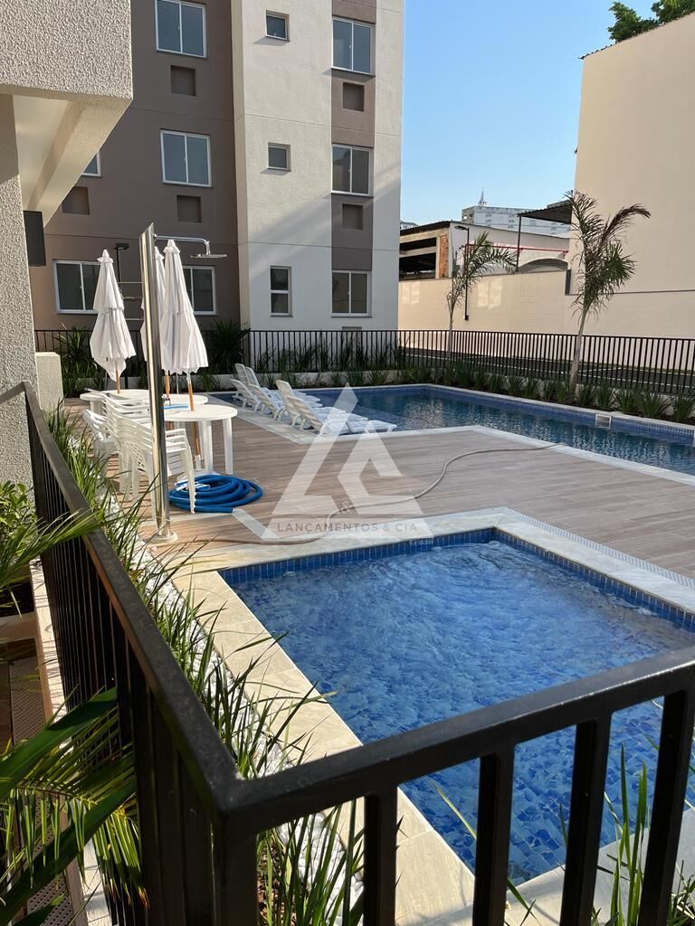 Apartamento à venda com 2 quartos, 42m² - Foto 28