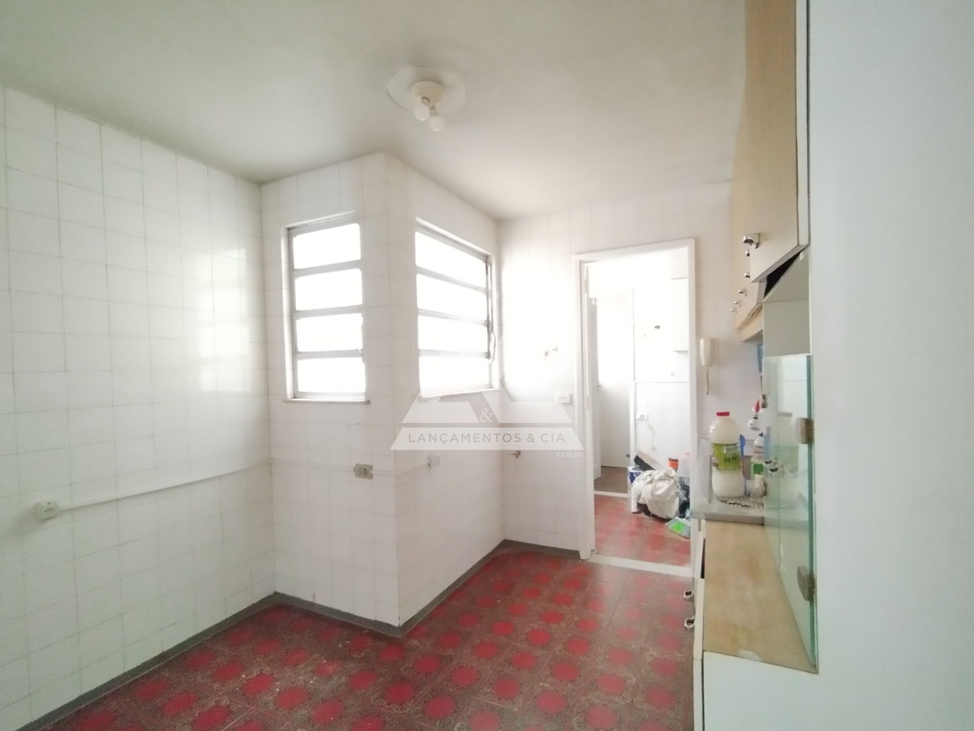 Apartamento à venda com 2 quartos, 80m² - Foto 12