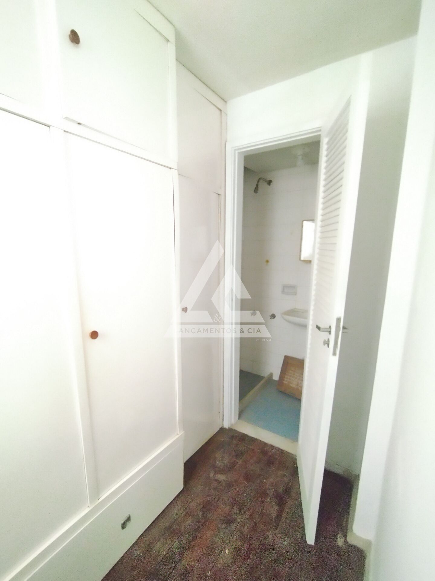 Apartamento à venda com 2 quartos, 80m² - Foto 15