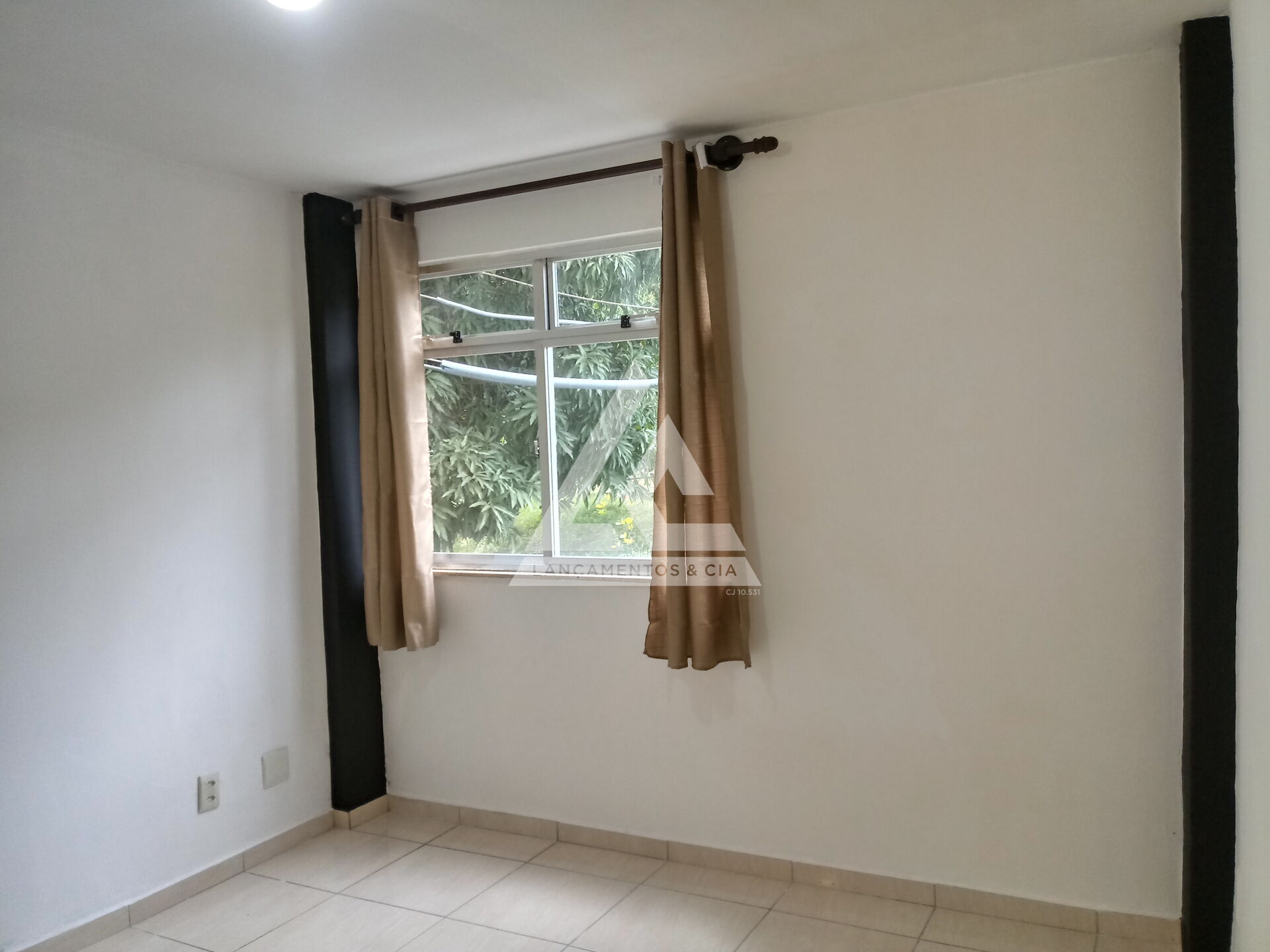 Apartamento à venda com 3 quartos, 56m² - Foto 3